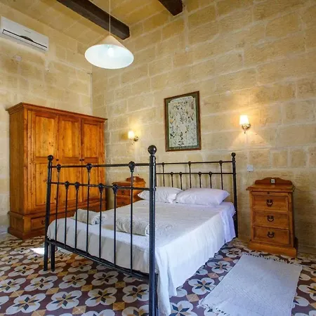 Tal Blata * Għarb